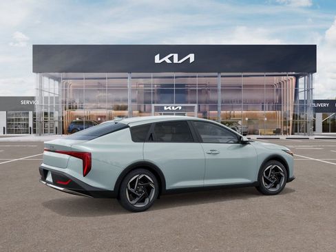 New 2026 Kia K4 EX image 7