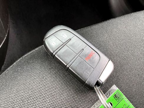 Used 2017 Jeep Renegade Sport w/ Power & Air Group AWD/4WD image 15