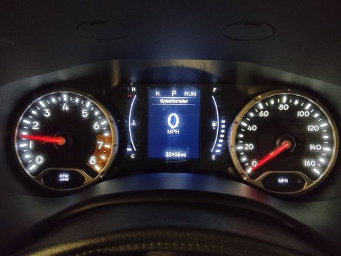 Used 2020 Jeep Renegade Latitude image 23