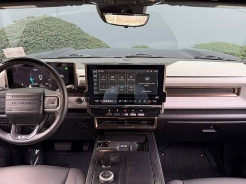 Used 2024 GMC Hummer EV 2X AWD/4WD image 26