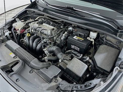 Used 2022 Toyota Corolla LE image 29