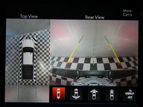 Used 2022 RAM 2500 Limited w/ Towing Technology Group image 15