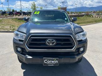 Used 2022 Toyota Tacoma SR5 AWD/4WD video 2