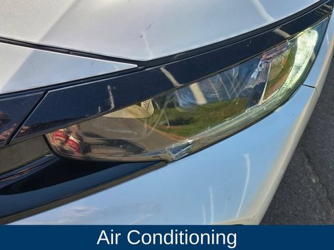 Used 2021 Honda Civic Sport image 8