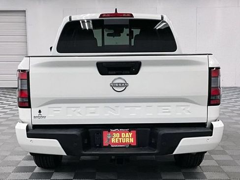 New 2026 Nissan Frontier SV w/ SV Convenience Package RWD image 5