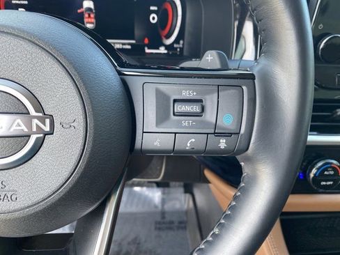 Used 2022 Nissan Pathfinder Platinum w/ Lighting Package (N93) image 39