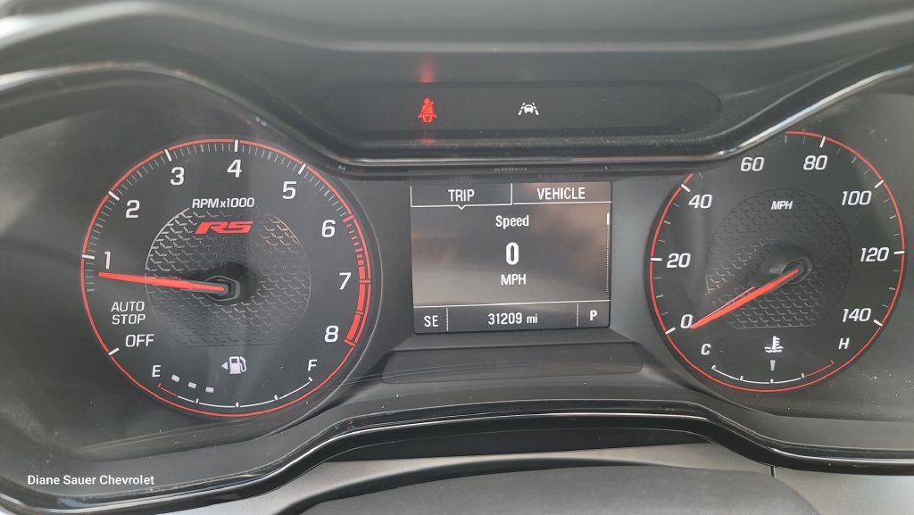 Used 2024 Chevrolet Trax RS w/ Driver Confidence Package FWD image 19