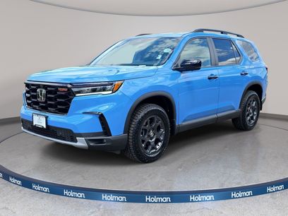 Certified 2025 Honda Pilot TrailSport