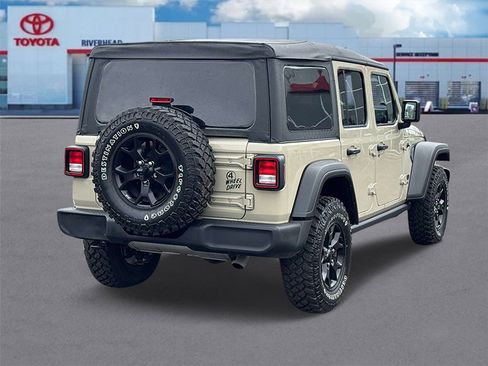 Used 2022 Jeep Wrangler Unlimited Sport image 5
