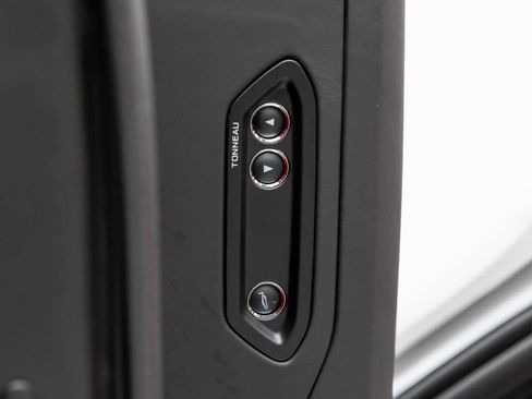 New 2026 McLaren Artura image 24