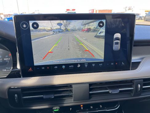Used 2024 Lincoln Corsair Premiere image 21