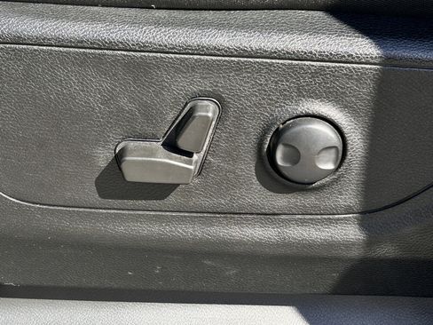 Used 2022 RAM 1500 Big Horn AWD/4WD image 22
