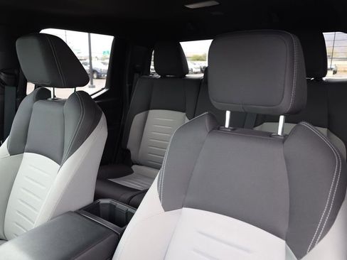 Used 2025 Toyota Tacoma TRD Off-Road AWD/4WD image 16