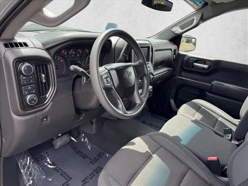 Used 2024 Chevrolet Silverado 1500 Custom Trail Boss w/ LPO, Dark Essentials Package AWD/4WD image 11