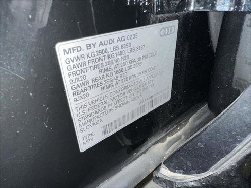 Used 2025 Audi Q7 2.0T Premium w/ Convenience Plus Package image 18