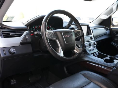 Used 2020 GMC Yukon SLT w/ Premium Edition image 15