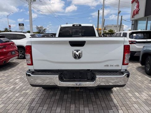 Used 2024 RAM 2500 Tradesman w/ Chrome Appearance Group AWD/4WD image 6