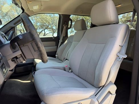 Used 2010 Ford F150 XLT image 7