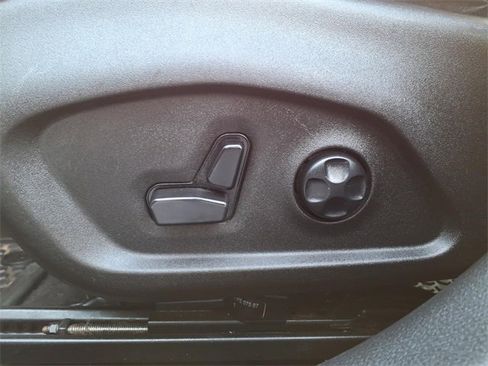 Used 2021 Jeep Renegade Trailhawk image 15