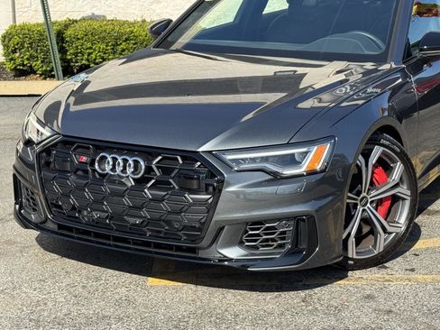 Used 2025 Audi S6 Premium Plus w/ Premium Plus Package AWD/4WD image 5