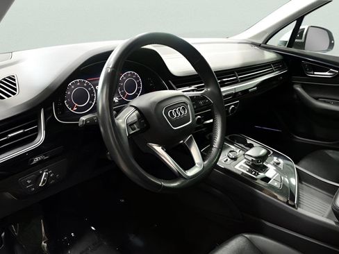 Used 2019 Audi Q7 3.0T Premium Plus w/ Premium Plus Package AWD/4WD image 10