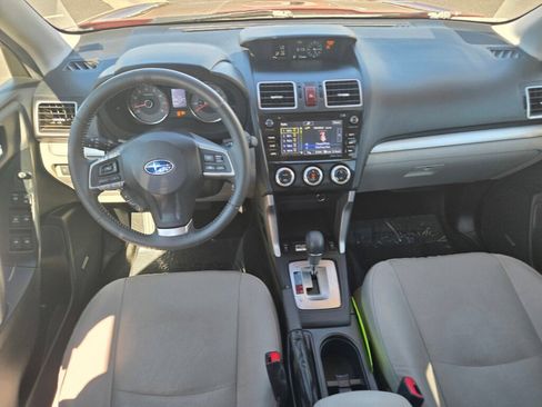 Used 2016 Subaru Forester 2.5i Limited image 10