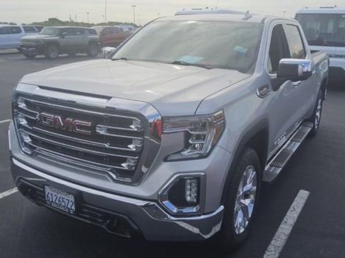 Used 2020 GMC Sierra 1500 SLT w/ SLT Premium Package AWD/4WD image 3