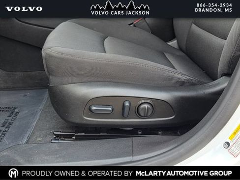 Used 2022 Chevrolet Malibu LS w/ Driver Confidence Package II FWD image 13