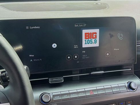 Used 2024 Hyundai Kona Limited FWD image 12