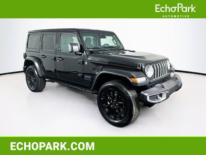 Used 2025 Jeep Wrangler Unlimited Sahara w/ Safety Group