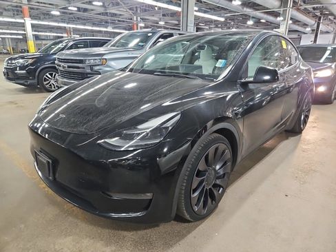 Used 2021 Tesla Model Y Performance AWD/4WD image 1