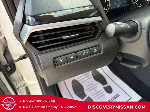 Certified 2024 Nissan Altima 2.0 SR FWD image 18