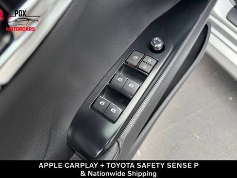 Used 2019 Toyota Camry XLE w/ Carpet Mat Package FWD image 15