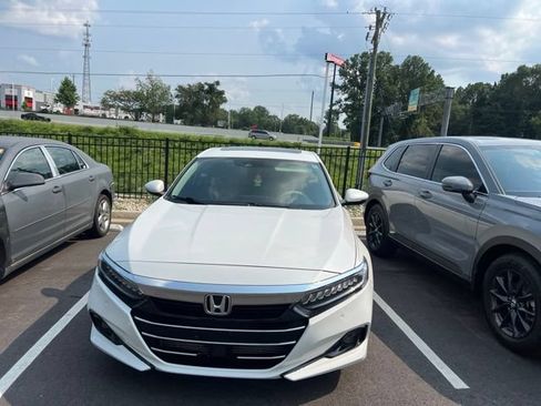 Used 2021 Honda Accord EX-L image 3