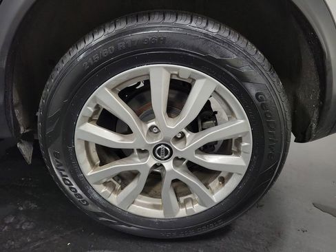 Used 2021 Nissan Rogue Sport S FWD image 10
