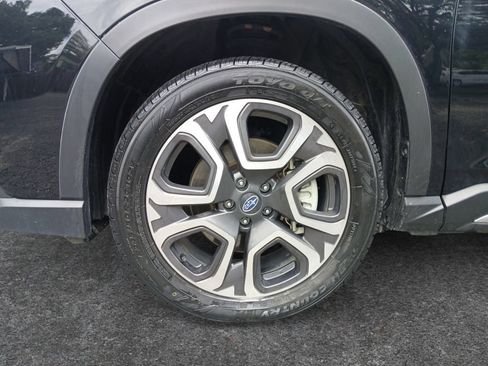 Used 2023 Subaru Ascent Touring AWD/4WD image 9