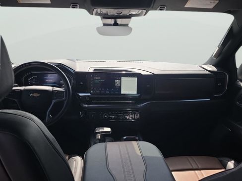 Used 2024 Chevrolet Silverado 1500 High Country w/ Technology Package image 60