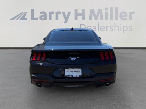 Used 2026 Ford Mustang Coupe RWD image 4