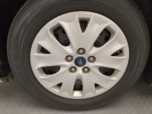 Used 2019 Ford Fusion S image 31