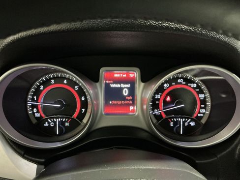 Used 2017 Dodge Journey SE w/ Flexible Seating Group FWD image 18
