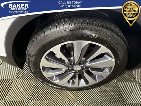 Used 2022 Buick Encore Preferred w/ Safety Package image 32