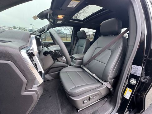 New 2026 GMC Canyon Elevation w/ Convenience Package image 5