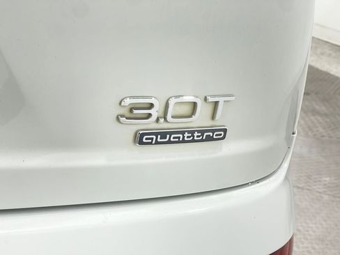 Used 2018 Audi Q7 3.0T Prestige w/ Prestige Package image 44