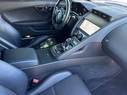 Used 2020 Jaguar F-TYPE Convertible RWD image 15
