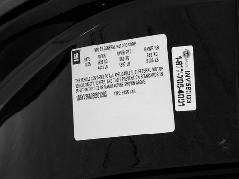Used 2006 Cadillac XLR RWD image 50