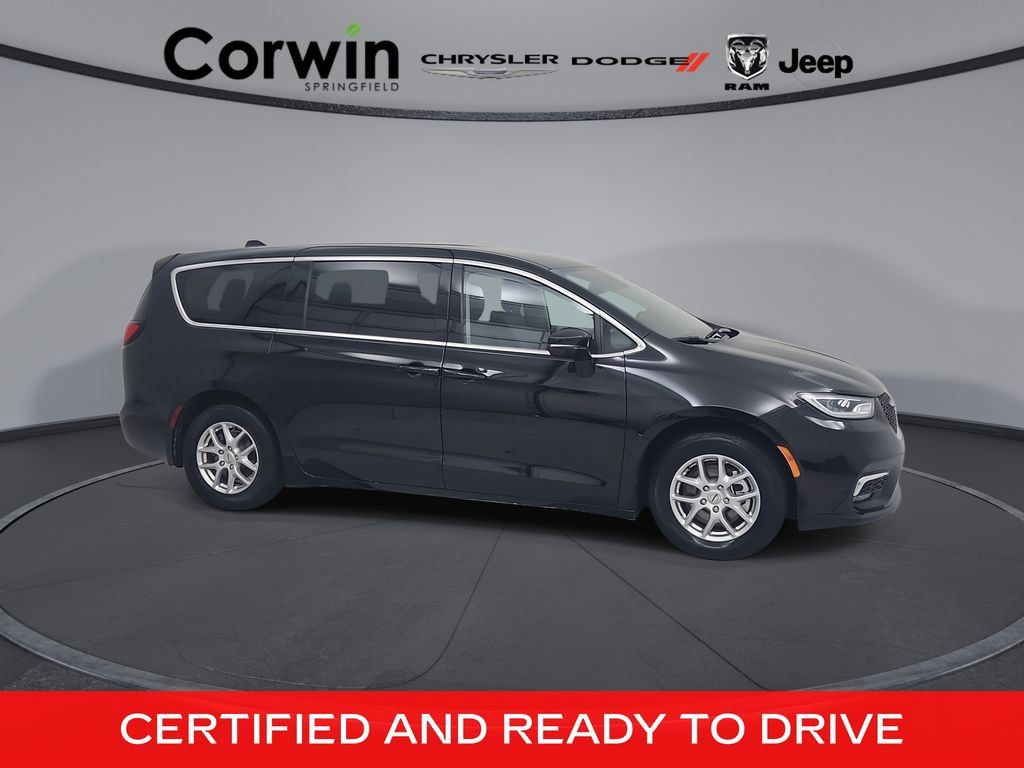Certified 2024 Chrysler Pacifica Touring-L FWD 360° Tour