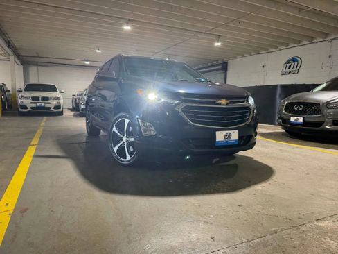 Used 2019 Chevrolet Equinox Premier AWD/4WD image 6