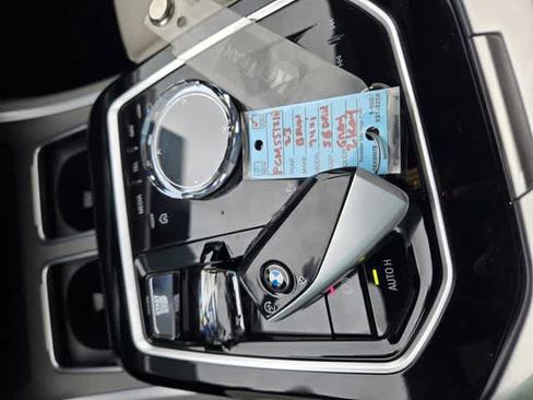 Used 2023 BMW 740i w/ Parking Assistance Package RWD image 20