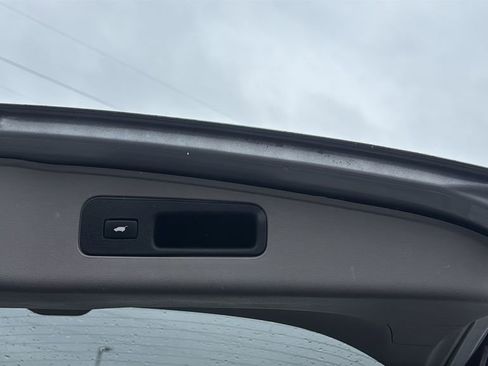 Used 2011 Honda Odyssey Touring image 35