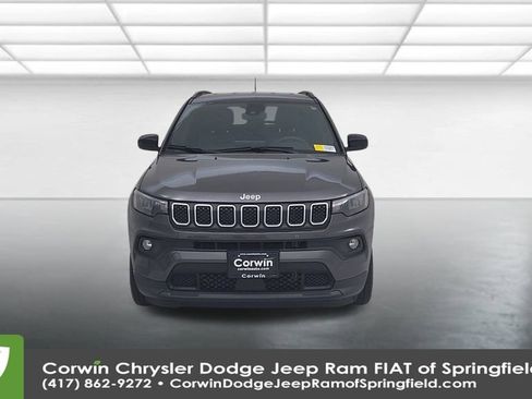 Certified 2024 Jeep Compass Latitude image 5
